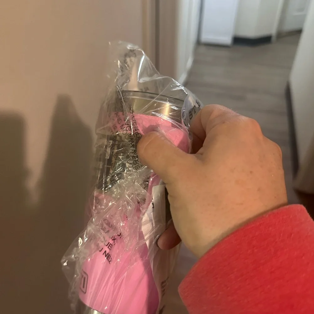 YETI 25 oz. Rambler Mug with Straw Lid - Picture 8 of 8